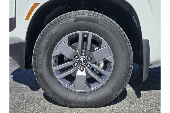 $26999 : Nissan Frontier 2025 4x2 S 4 image 10