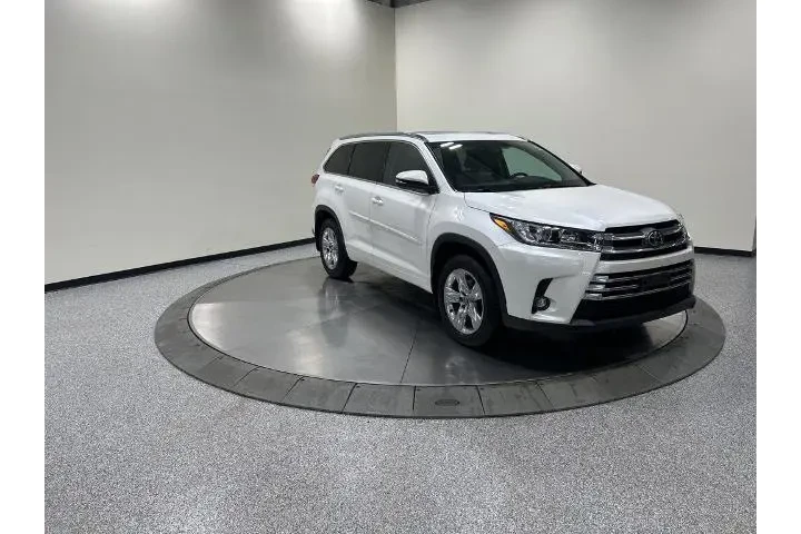 $29174 : Toyota Highlander 2019 AWD L image 4