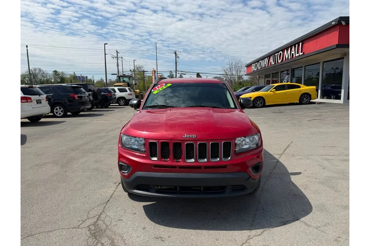 $6980 : 2017 Compass Sport SE image 4