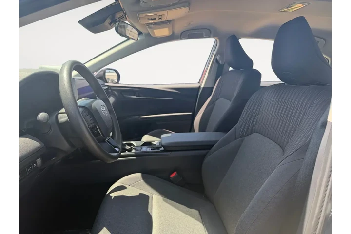 $29999 : Toyota Camry 2025 SE 4dr Sed image 9