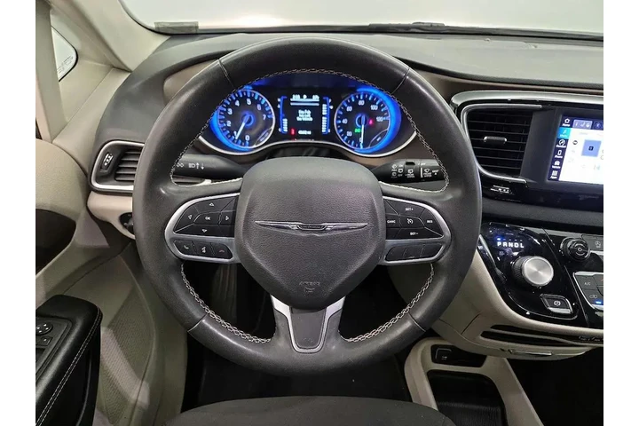 $21998 : Chrysler Voyager 2022 LX 4dr image 10