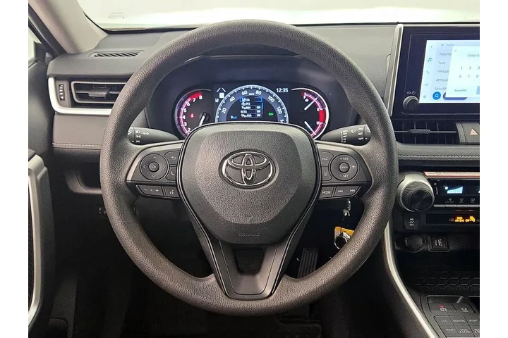 $31998 : Toyota RAV4 2025 AWD LE 4dr image 10
