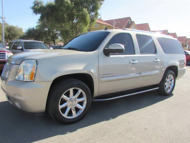 $11995 : 2008 GMC Yukon XL Denali image 9