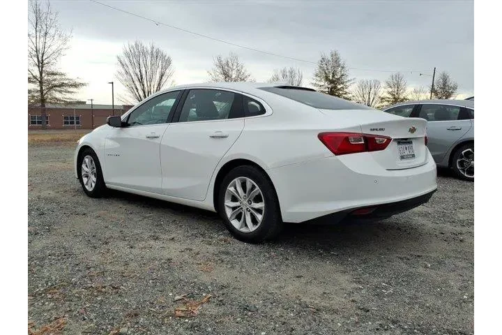 $18987 : Chevrolet Malibu 2024 LT 4dr image 10