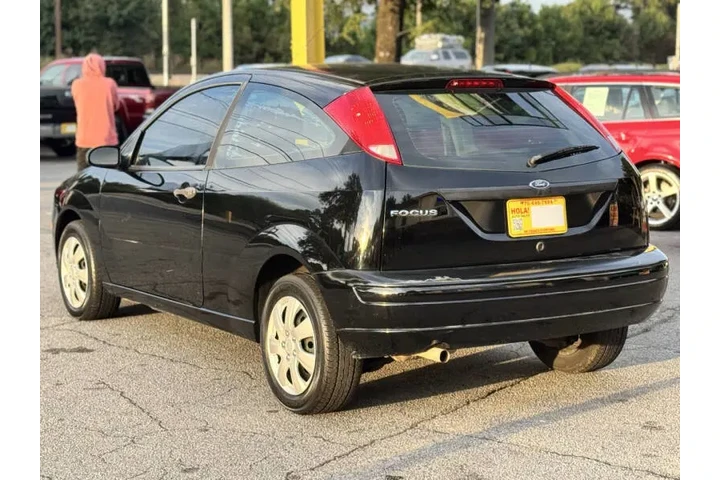 $4900 : 2007 Focus ZX3 SES image 3