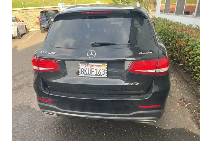 $20000 : Mercedes-Benz GLC 2019 AWD G image 2