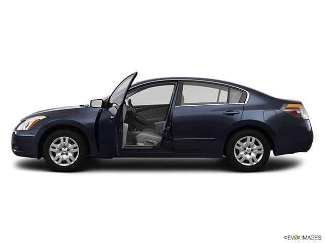 2012 Altima image 2