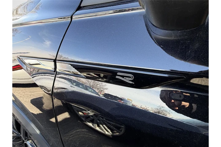 $15990 : Volkswagen Tiguan 2022 SE R- image 7