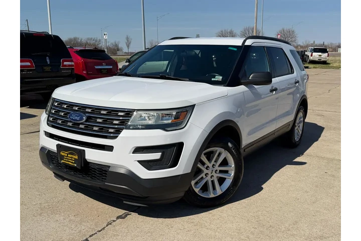 $8999 : 2016 Explorer Base FWD image 8