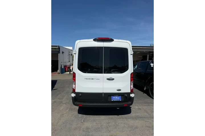 $27900 : Ford Transit 2019 250 3dr LW image 5