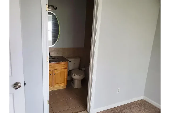 $2749 : Three Bedrooms Apt for Rent image 7