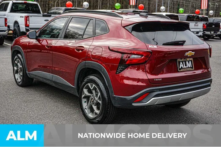 $20920 : Chevrolet Trax 2025 LT 4dr C image 4