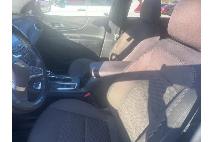 $11988 : Chevrolet Equinox 2018 4x4 L image 4