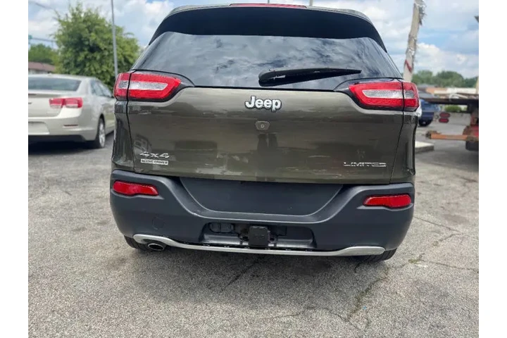 $9999 : 2016 Cherokee Limited image 6