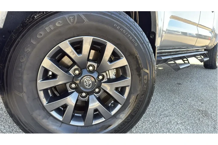 $34798 : Toyota Tacoma 2023 4x2 TRD S image 9