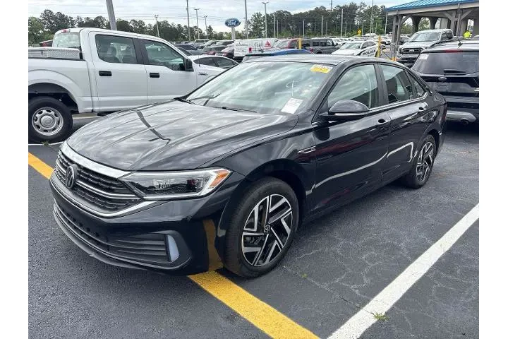 $21991 : Volkswagen Jetta 2024 SEL 4d image 1