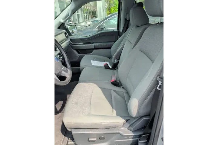 $37629 : Ford F-150 2025 4x2 XLT 4dr image 6