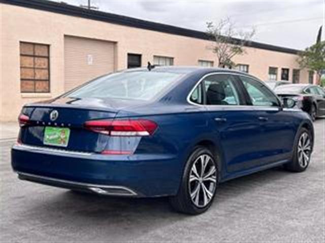 $16990 : 2021 VOLKSWAGEN PASSAT2021 VO image 5