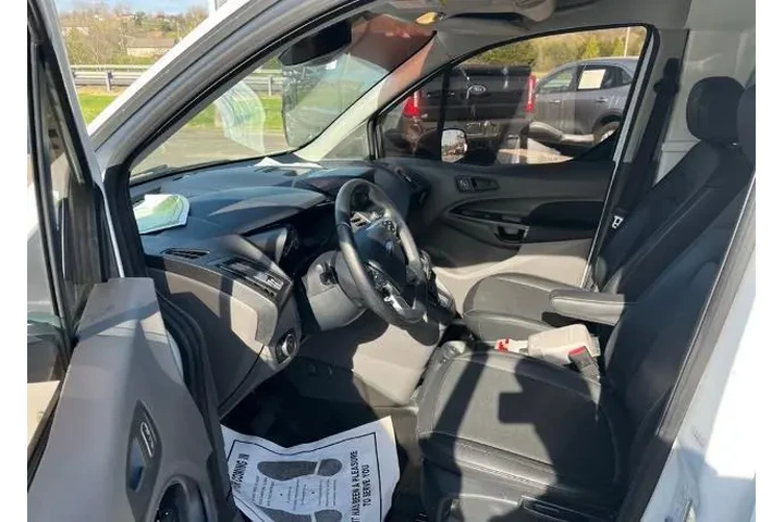 $27989 : Ford Transit Connect 2022 XL image 6