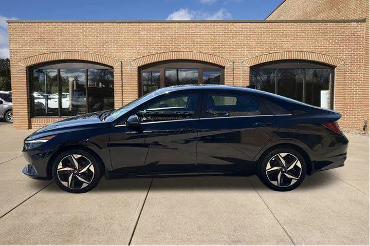 $19000 : Hyundai ELANTRA 2023 Limited image 7