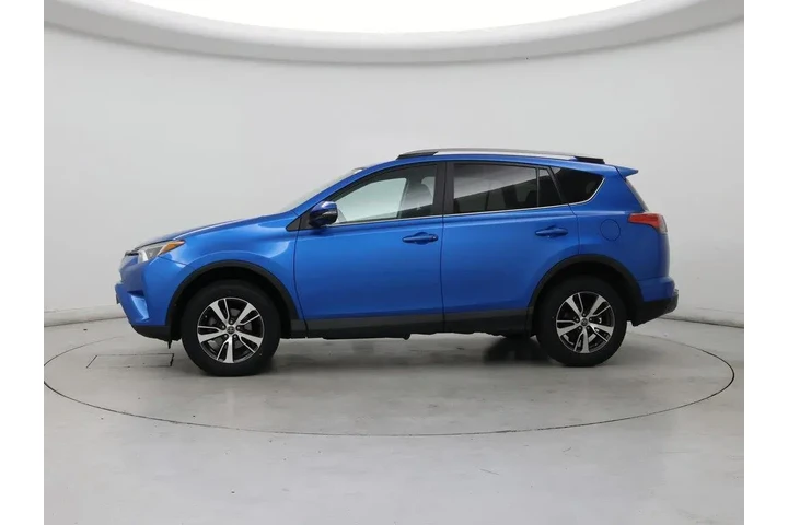 $18998 : Toyota RAV4 2017 AWD XLE 4dr image 3