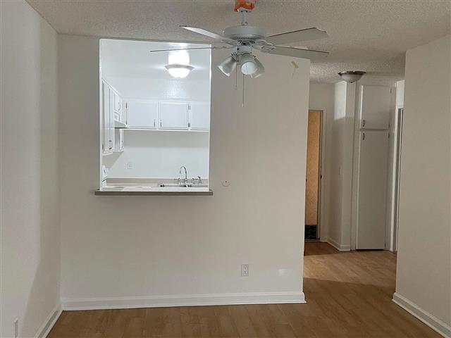 $1500 : Beautiful 1 bed 1 Bathroom image 1