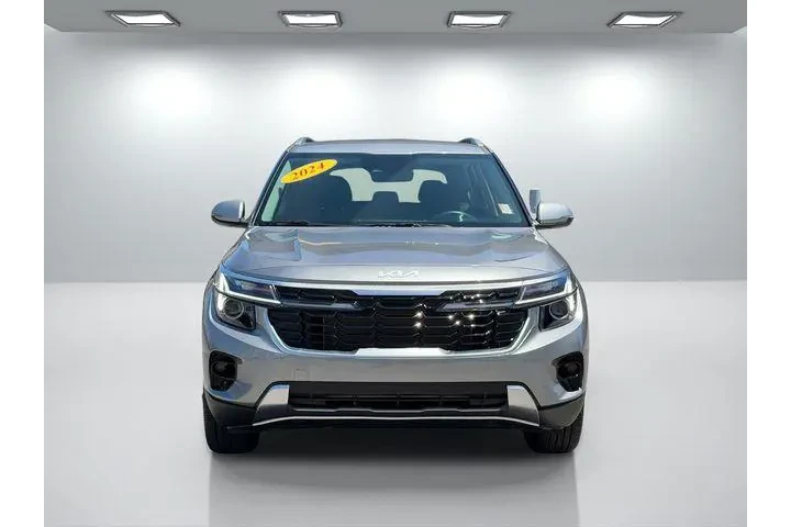 $22780 : Kia Seltos 2024 S 4dr SUV image 9