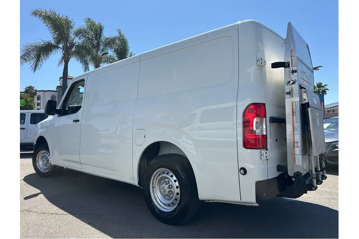 $29777 : 2019 NV Cargo S image 4