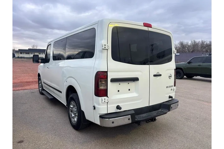 $30499 : Nissan NV 2017 3500 HD S 3dr image 7