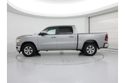 $35998 : Ram 1500 2024 4x2 Laramie 4d thumbnail