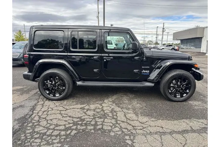 $31890 : Jeep Wrangler Unlimited 2021 image 7