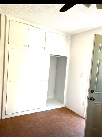 $800 : Cuarto independiente image 2