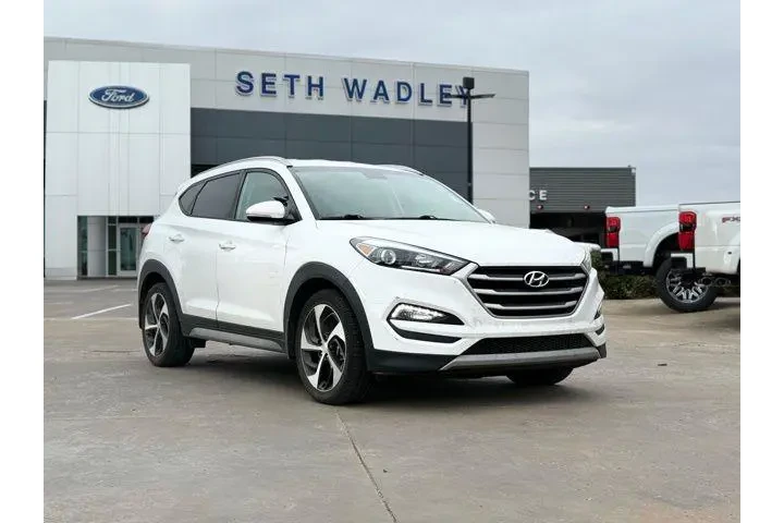 $10700 : Hyundai TUCSON 2017 Sport 4d image 1