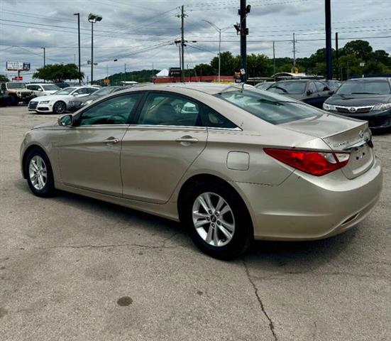 $3800 : 2011 Sonata GLS image 4