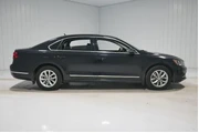 $12000 : Volkswagen Passat 2017 1.8T thumbnail
