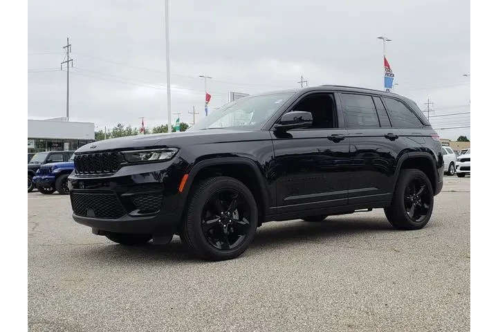 $38860 : Jeep Grand Cherokee 2024 4x4 image 3