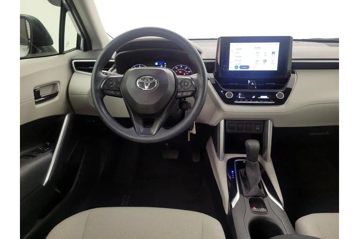 $25998 : Toyota Corolla Cross 2024 L image 10