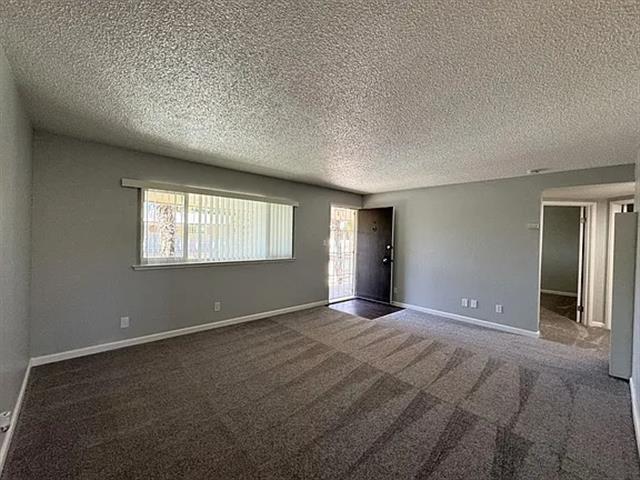 $1500 : GORGEOUS 2 BED 1 BA APARTMENT image 6