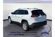$14153 : Jeep Cherokee 2018 Latitude thumbnail