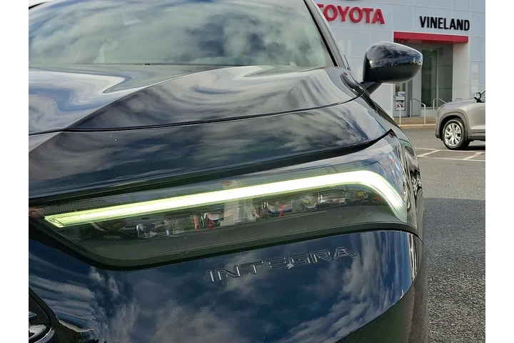 $30900 : Acura Integra 2024 4dr Liftb image 9