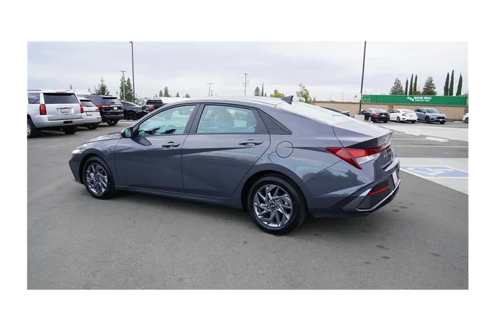 $19984 : 2024 Elantra SEL image 7