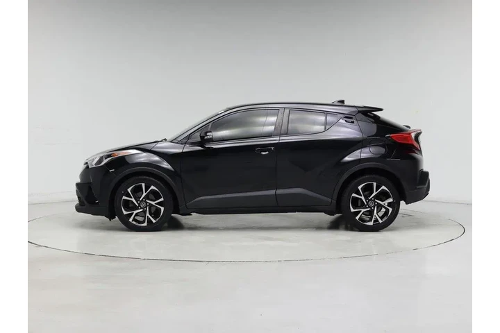 $16998 : Toyota C-HR 2018 XLE 4dr Cro image 3