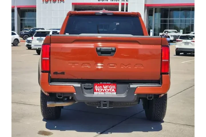 $39746 : Toyota Tacoma 2025 4x4 SR5 4 image 6