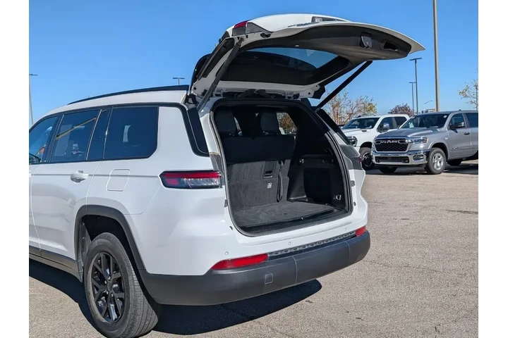 $32300 : Jeep Grand Cherokee L 2024 4 image 7