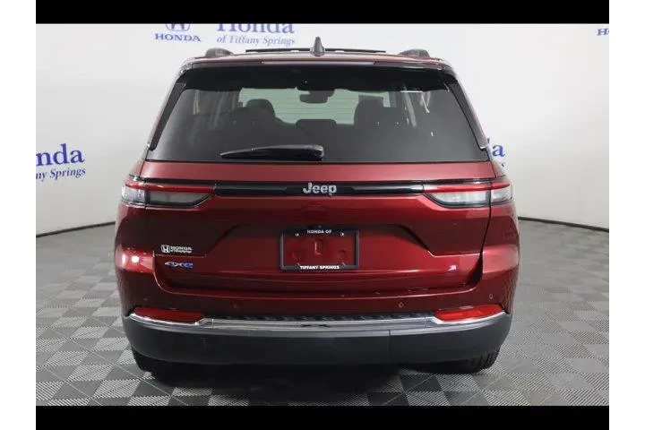 $28875 : Jeep Grand Cherokee 2023 4x4 image 6