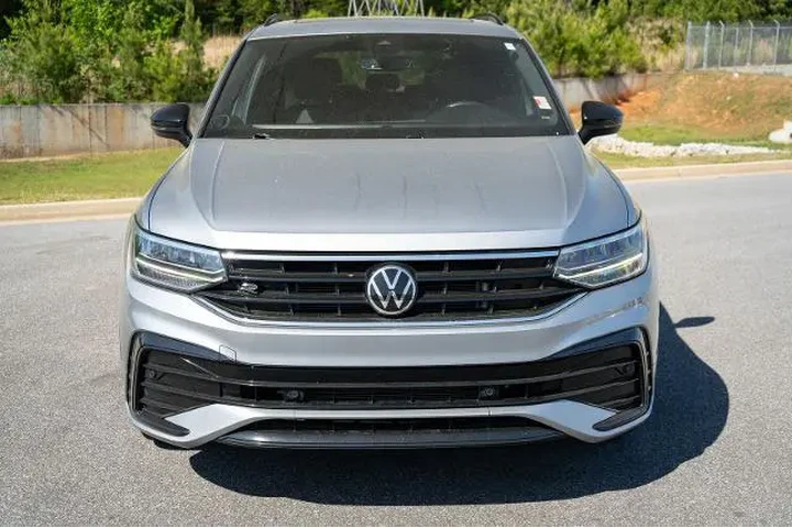 $22987 : Volkswagen Tiguan 2023 SE R- image 2