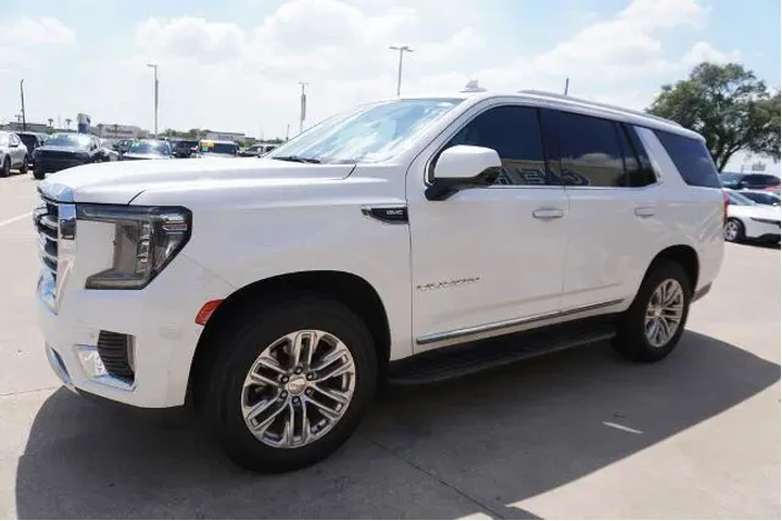 $35725 : GMC Yukon 2021 4x4 SLT 4dr S image 3
