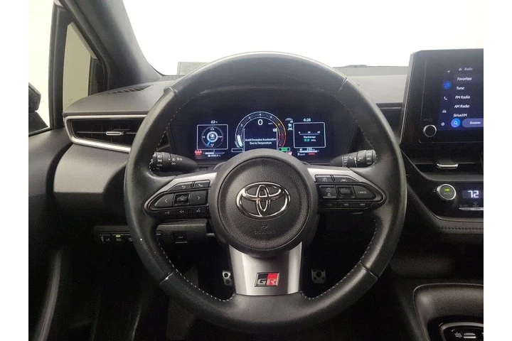 $32998 : Toyota GR Corolla 2024 AWD C image 10