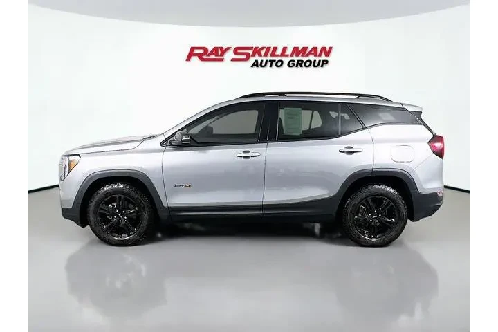 $28975 : GMC Terrain 2023 AWD AT4 4dr image 4