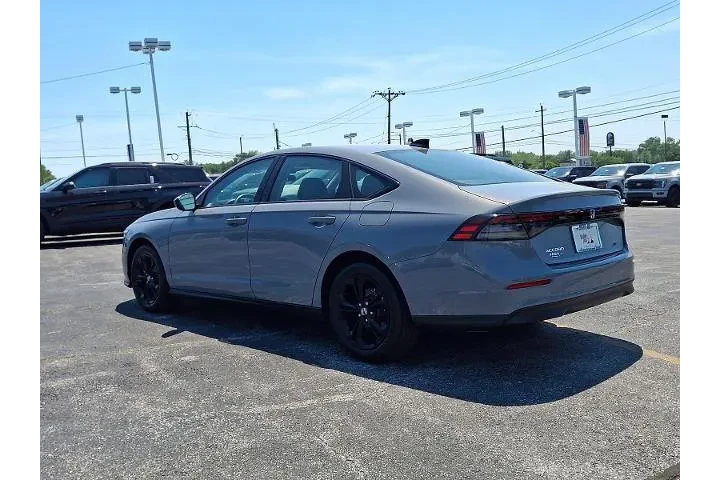$30730 : Honda Accord 2025 SE 4dr Sed image 4